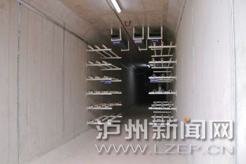 綜合管廊內部將通過高壓電纜